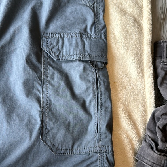 Men’s Lee Performance Series Extreme Motion Cargo shorts - size 42 blue/gray NWT - Picture 10 of 11